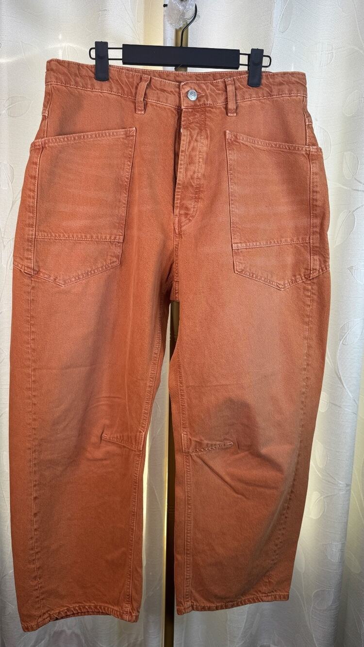 NWOT Free People Minimalist Moxie Barrel Jeans, Size 30/Waist 32 in
